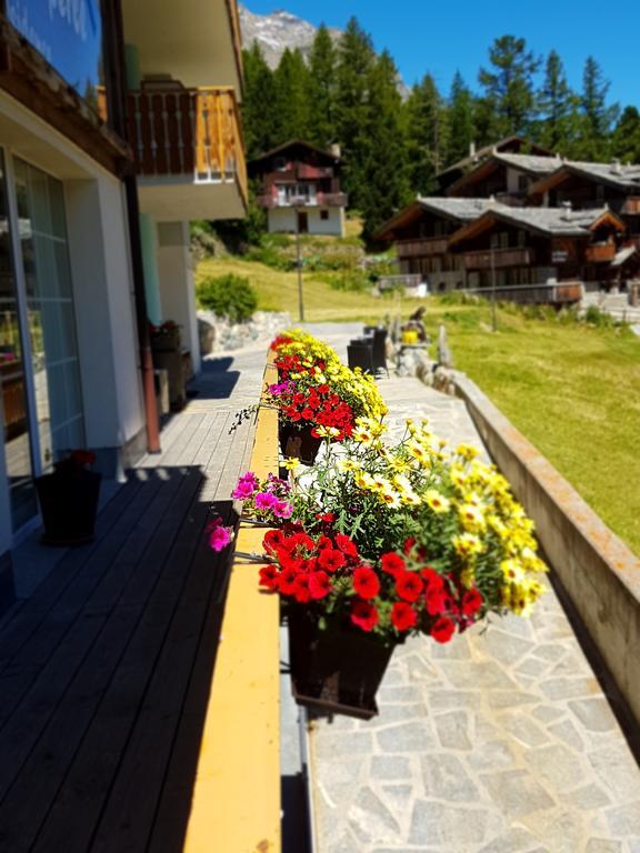 Hotel Alpenperle Saas Fee Kültér fotó