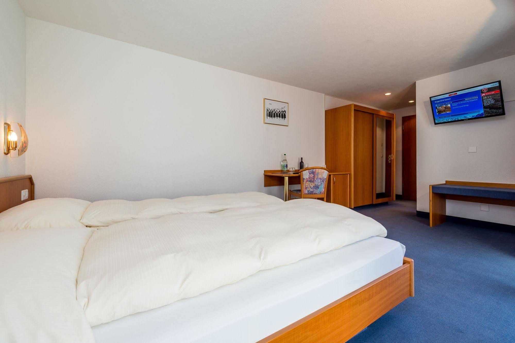 Hotel Alpenperle Saas Fee Kültér fotó