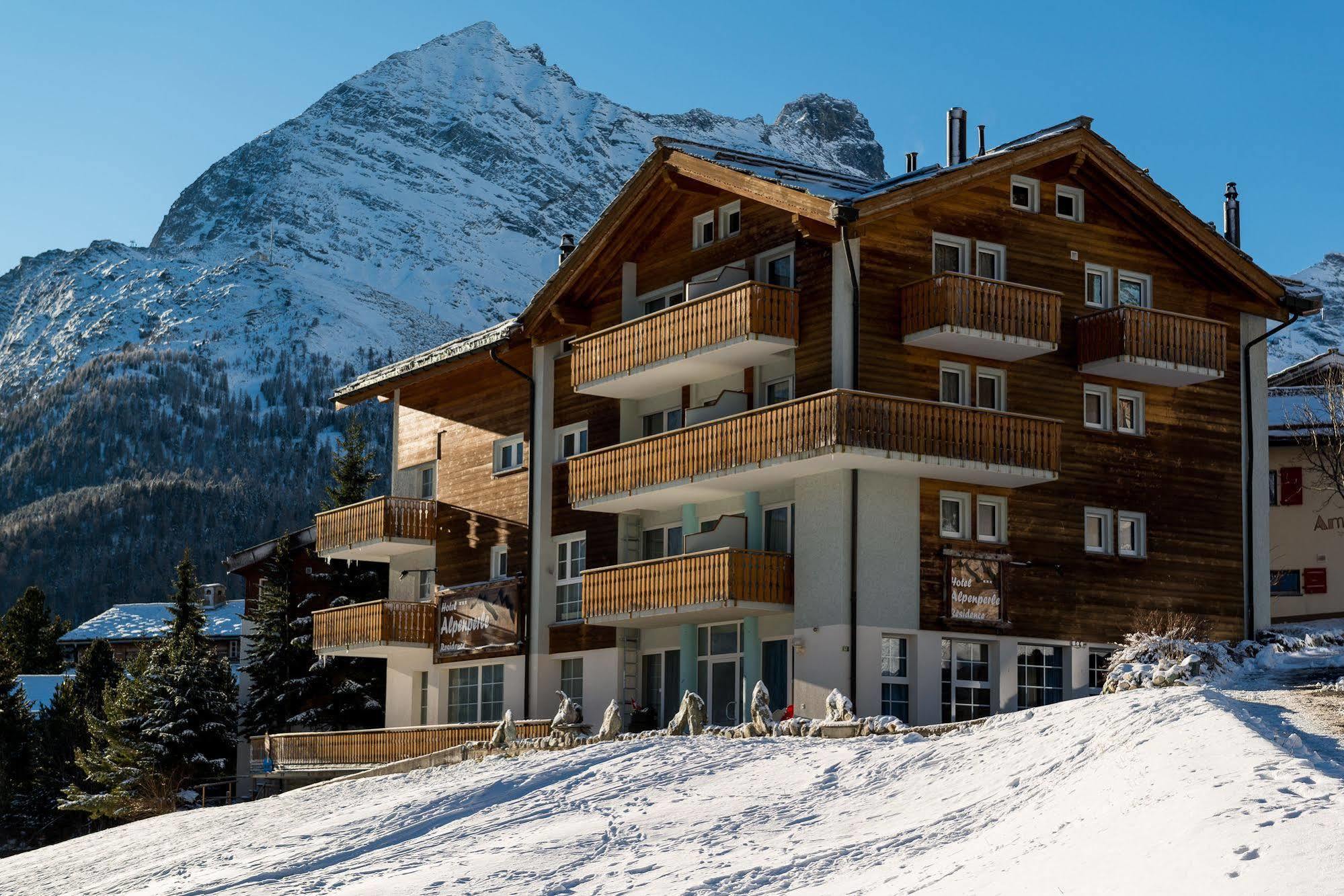 Hotel Alpenperle Saas Fee Kültér fotó